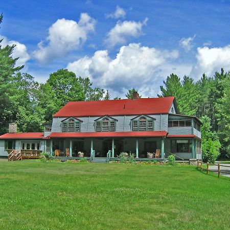 Trails End Inn Keene Valley Экстерьер фото